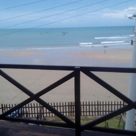 Praia Da Baleia Itapipoca Ce Exterior photo